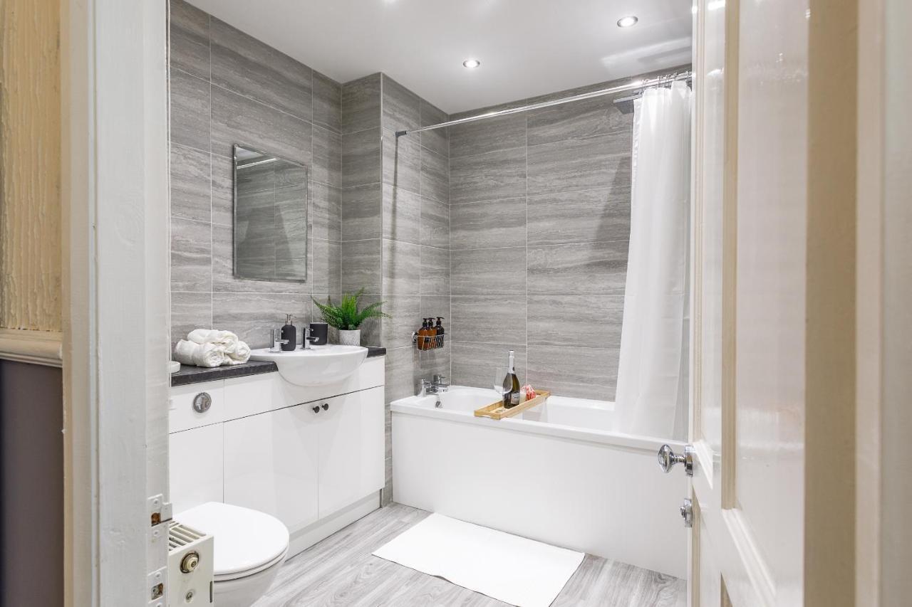 Cozy Coastal Getaway Appartement North Shields Buitenkant foto